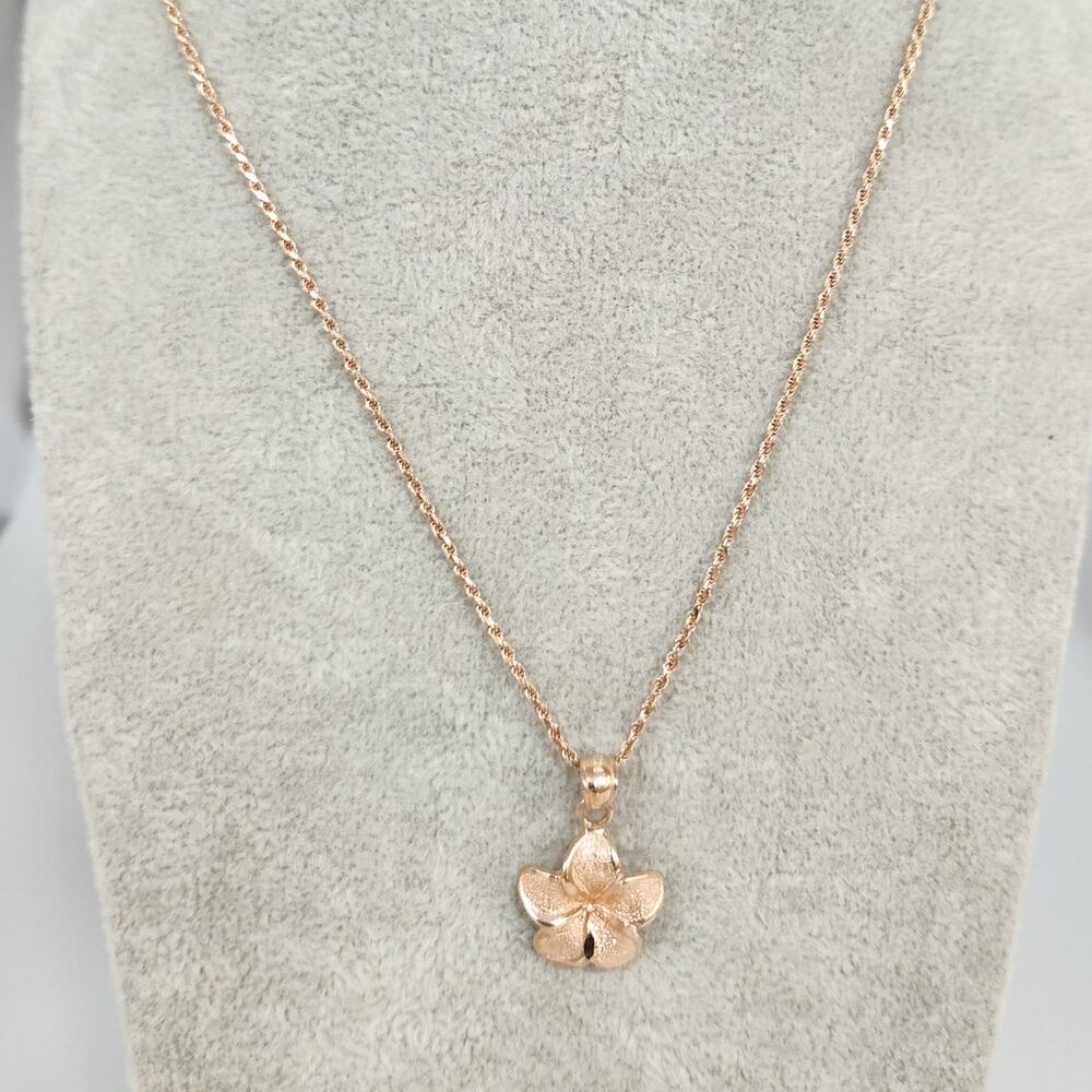 Vintage 14k Rose Gold Italy 18" Rope Necklace with Flower Pendant